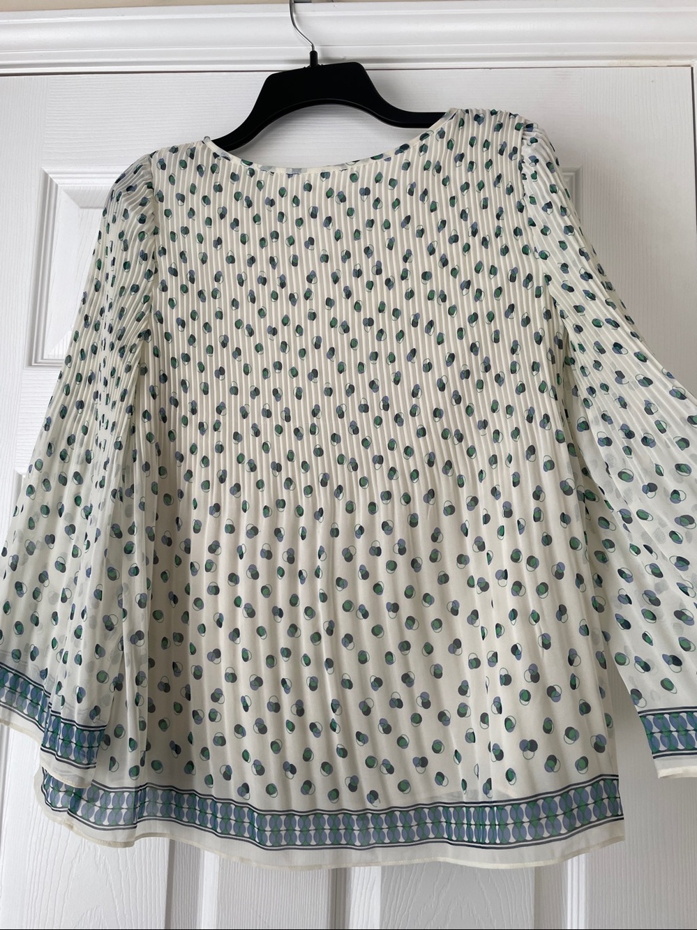 Max Studio Polka Dot Blouse Size Medium - Picture 4 of 4